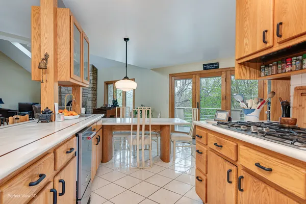 $899,000 | 38W710 Bonnie Court, St. Charles, IL 60175