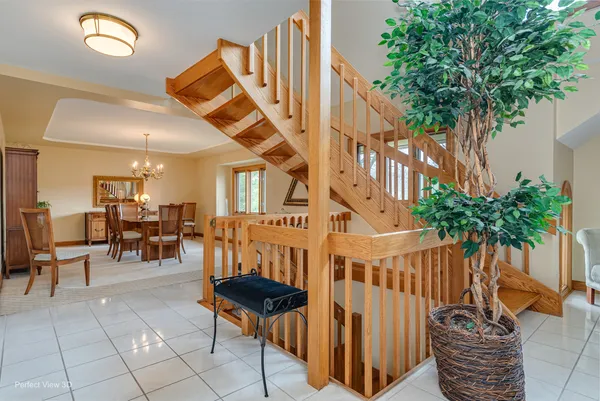 $899,000 | 38W710 Bonnie Court, St. Charles, IL 60175