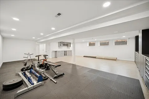 $924,900 | 2640 Forest Glen Trail, Riverwoods, IL 60015