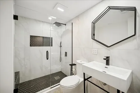 $924,900 | 2640 Forest Glen Trail, Riverwoods, IL 60015