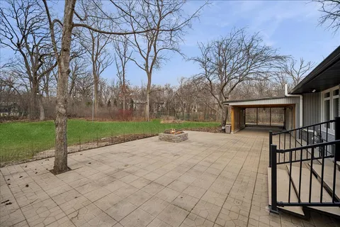 $924,900 | 2640 Forest Glen Trail, Riverwoods, IL 60015