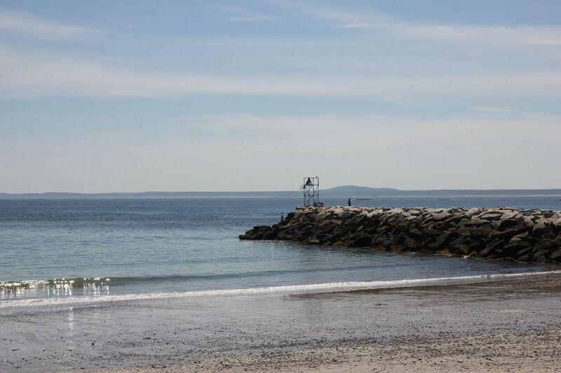 7 Ledge Road Kennebunkport, ME 04046 - Photo 35 of 41 Colony Beach and breakwater