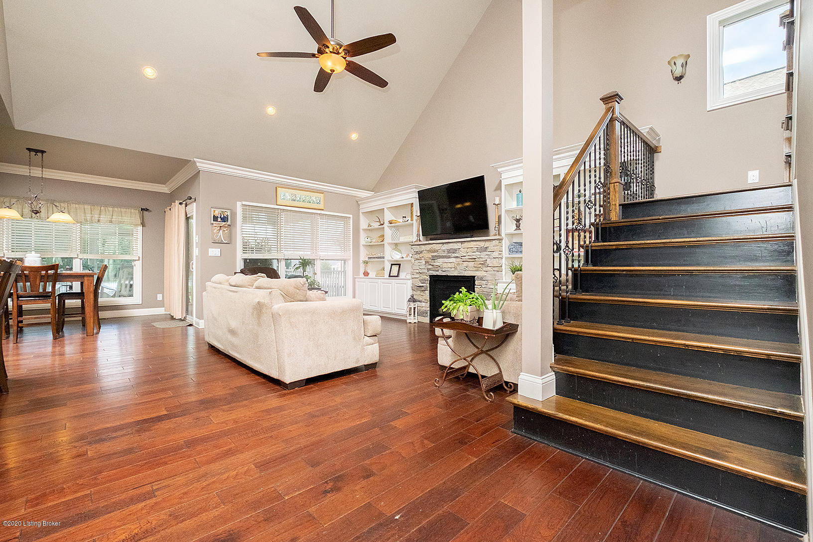 7806 Spring Farm Pointe Place Prospect, KY 40059 - Photo 5 of 50 7806 Spring Farm Pointe Place