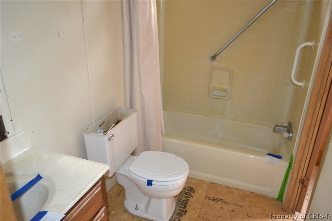 828 Marsh Hawk Road Mathews, VA 23109 - Photo 6 of 11 property has 2 full baths