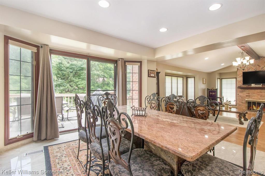 1856 Bromley Lane Rochester Hills, MI 48306 - Photo 11 of 41