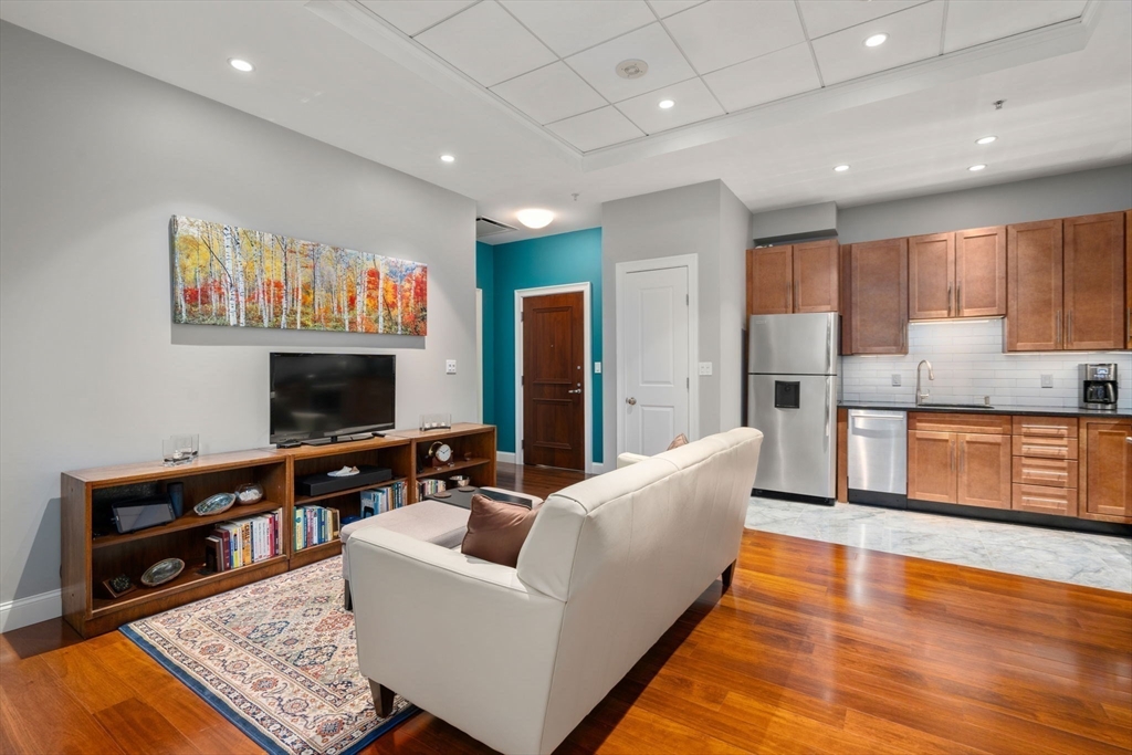 1 Charles Street South, Unit 214 Boston, MA 02116 - Photo 5 of 16