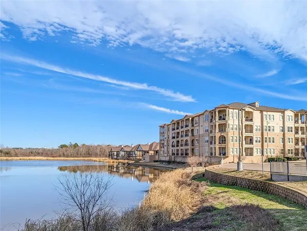 $425,000 | 3351 Cascades Court, Unit 329, Tyler, TX 75709