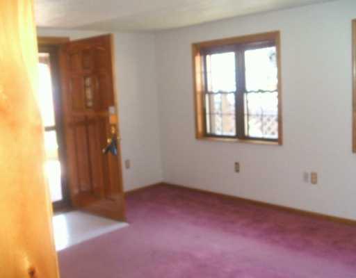 334 Flaugherty Run Road Coraopolis, PA 15108 - Photo 3 of 8 Living Room.