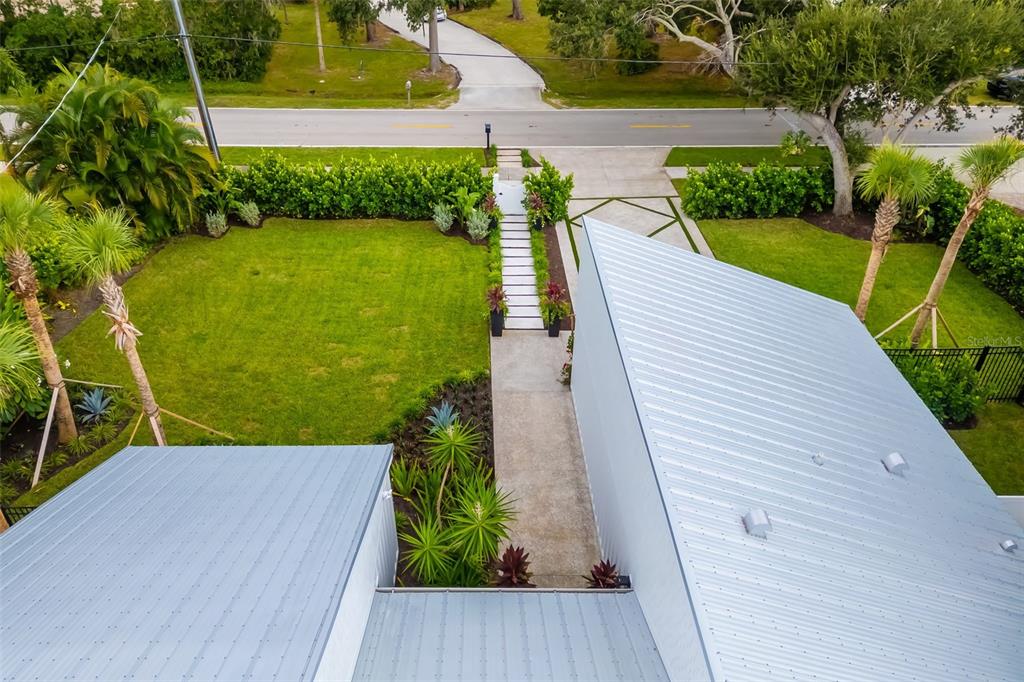 1705 Field Road Sarasota, FL 34231 - Photo 52 of 81 Gallery Image 52