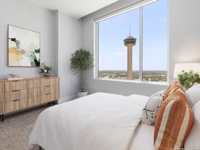 $579,000 | 610 East Market Street, Unit 2811, San Antonio, TX 78205