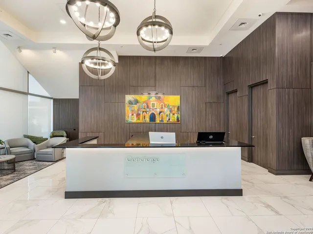 $579,000 | 610 East Market Street, Unit 2811, San Antonio, TX 78205