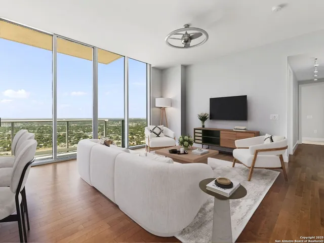 $579,000 | 610 East Market Street, Unit 2811, San Antonio, TX 78205