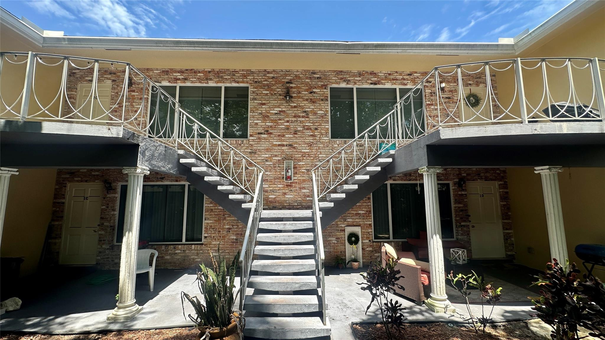 1900 Northeast 29th Street, Unit 2C Lighthouse Point, FL 33064 - Photo 1 of 21 Photo 1