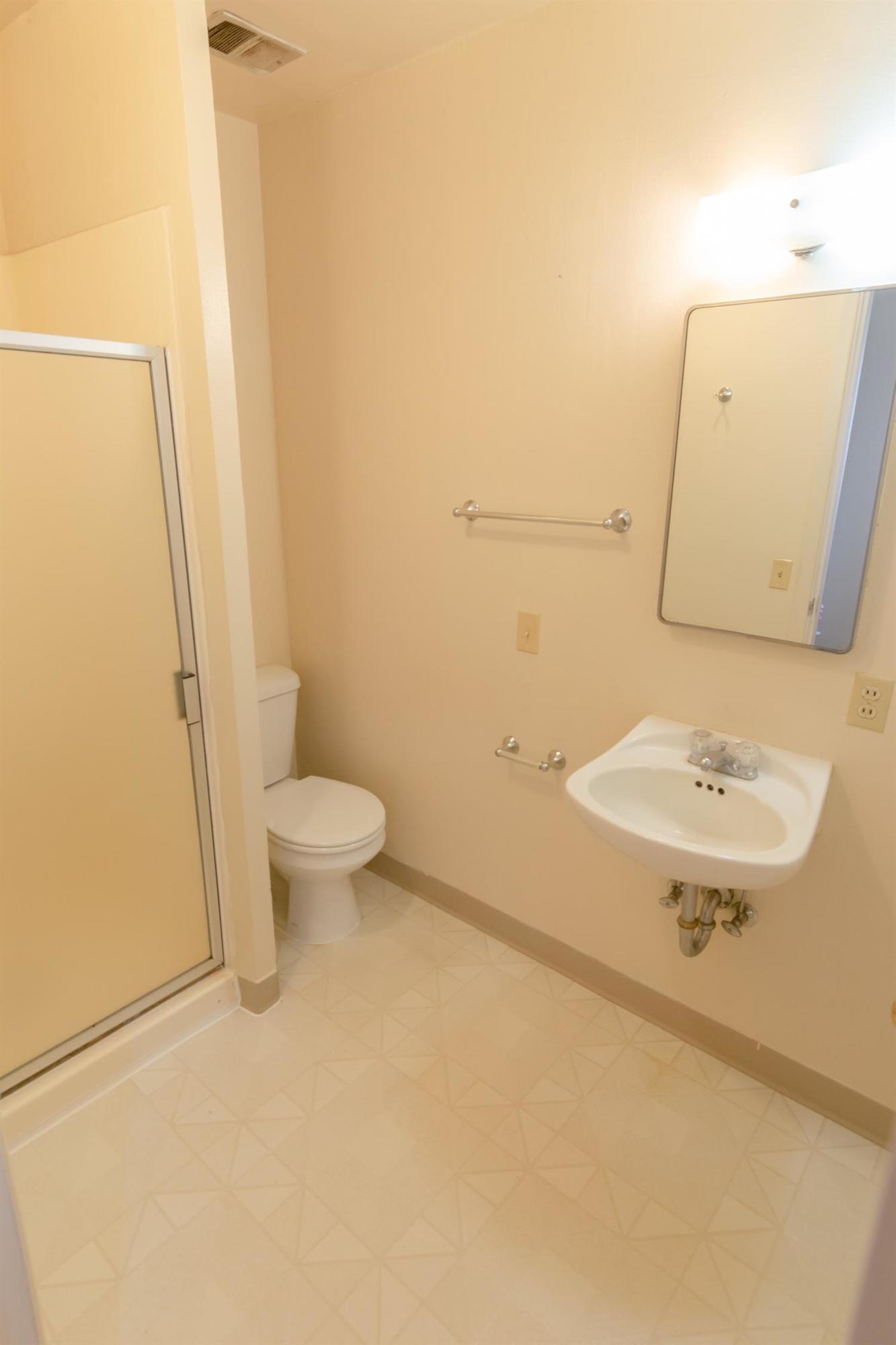 1573 Springbrook Road Medford, OR 97504 - Photo 8 of 14 Additional Photo