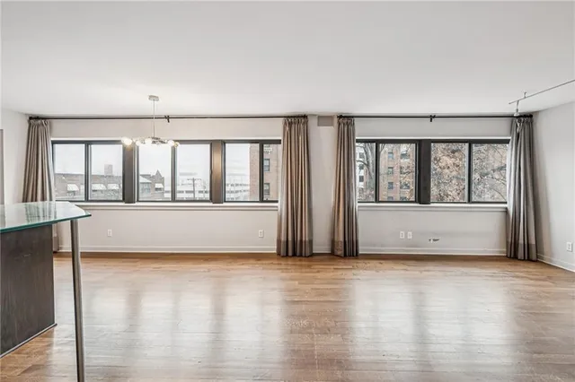 $650,000 | 803 West 48th Street, Unit 402, Kansas City, MO 64112
