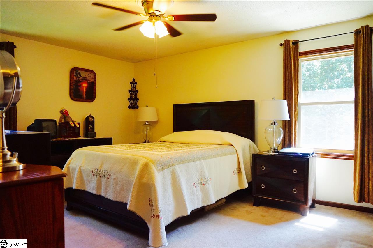802 Standing Springs Road Greenville, SC 29605 - Photo 11 of 35 Gallery Image 11