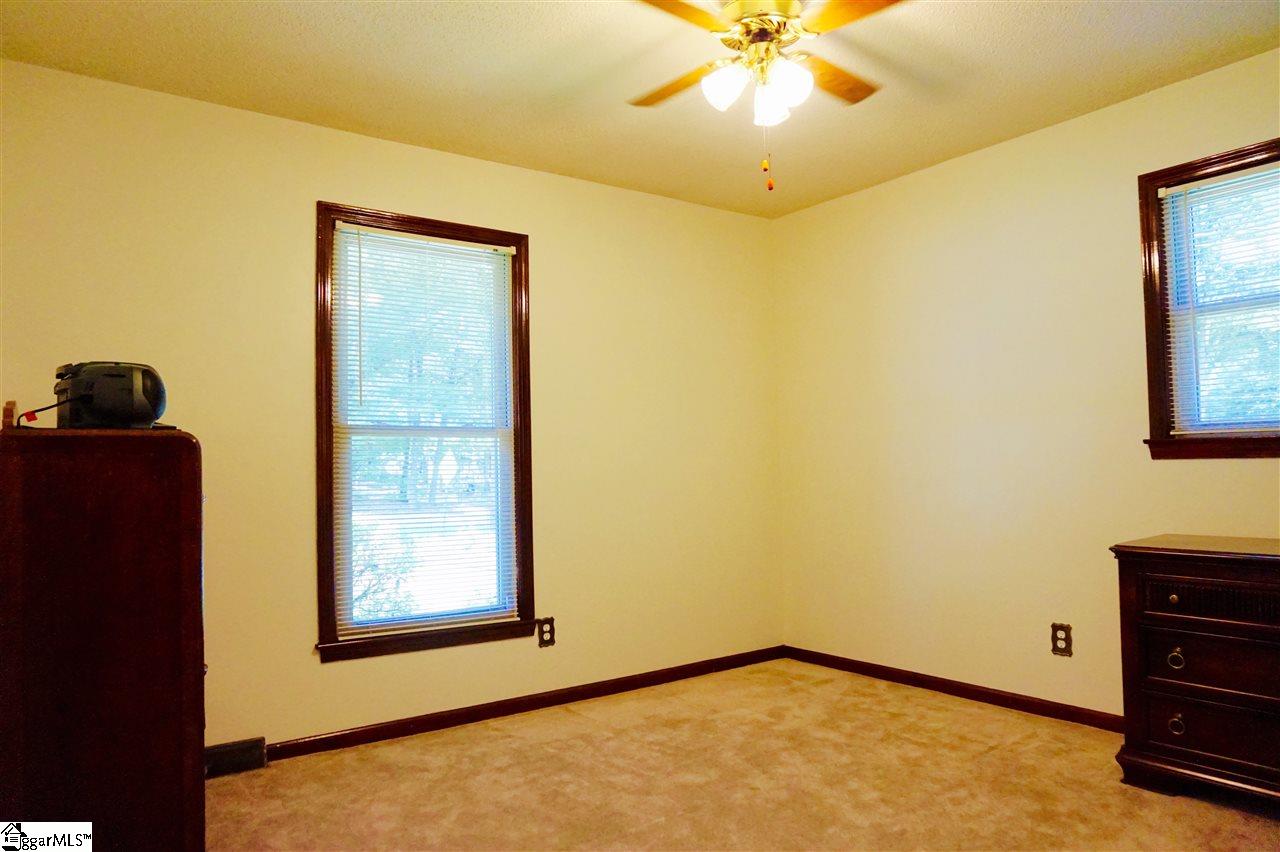 802 Standing Springs Road Greenville, SC 29605 - Photo 16 of 35 Gallery Image 16
