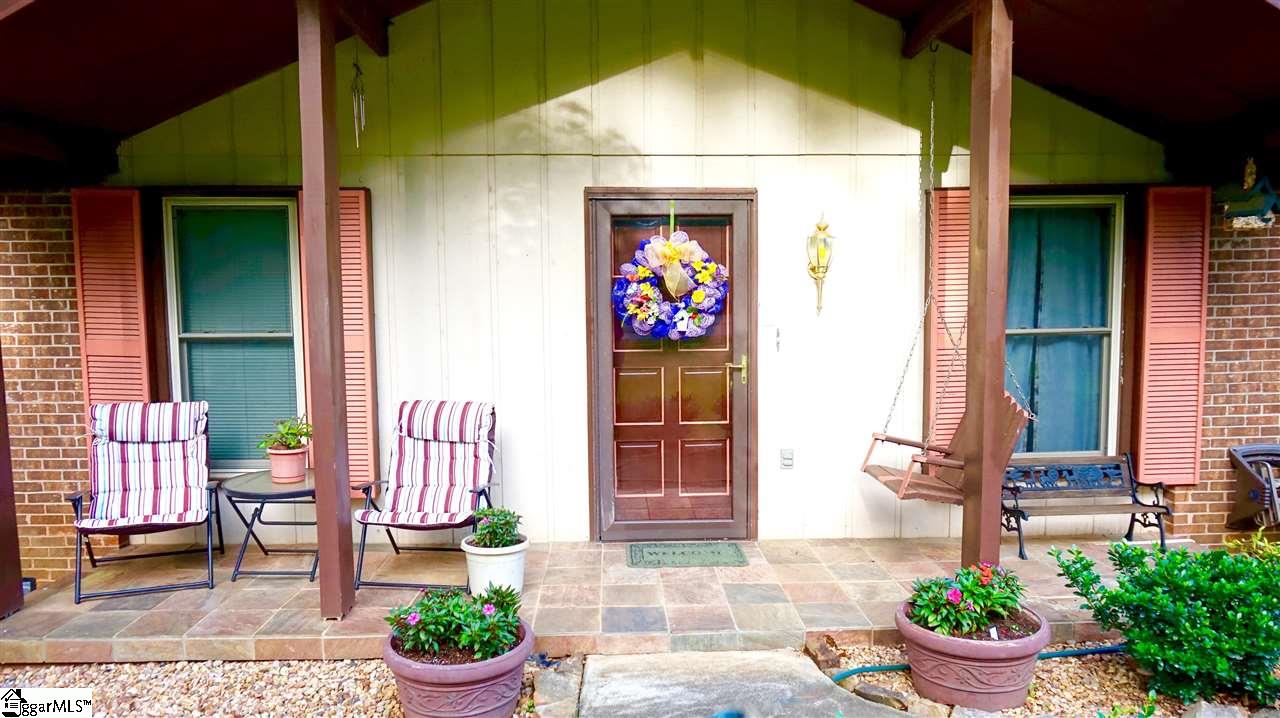802 Standing Springs Road Greenville, SC 29605 - Photo 4 of 35 Gallery Image 4