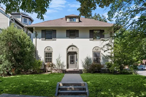 $895,000 | 1766 Emerson Avenue South, Minneapolis, MN 55403