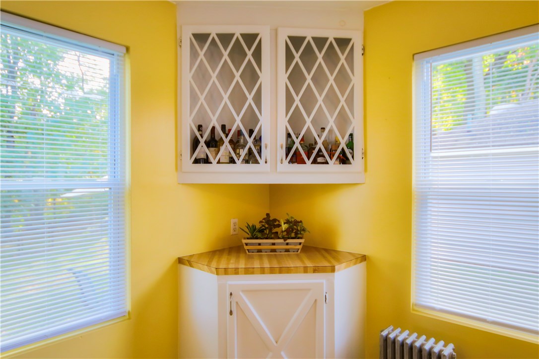 787 Bernon Street Woonsocket, RI 02895 - Photo 17 of 37 Corner Custome Kitchen Cabinet