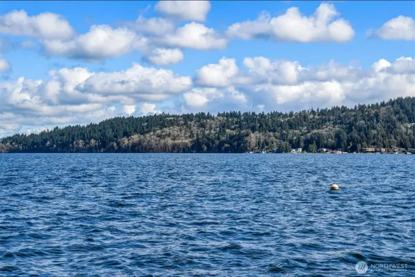 $2,100,000 | 11262 Riviera Place Northeast, Seattle, WA 98125