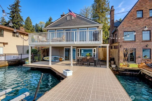 $2,100,000 | 11262 Riviera Place Northeast, Seattle, WA 98125