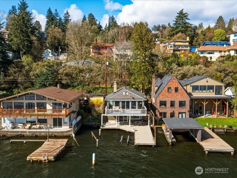 11262 Riviera Place Northeast Seattle, WA 98125 - Photo 32 of 34