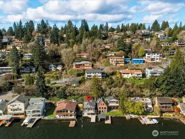 $2,100,000 | 11262 Riviera Place Northeast, Seattle, WA 98125
