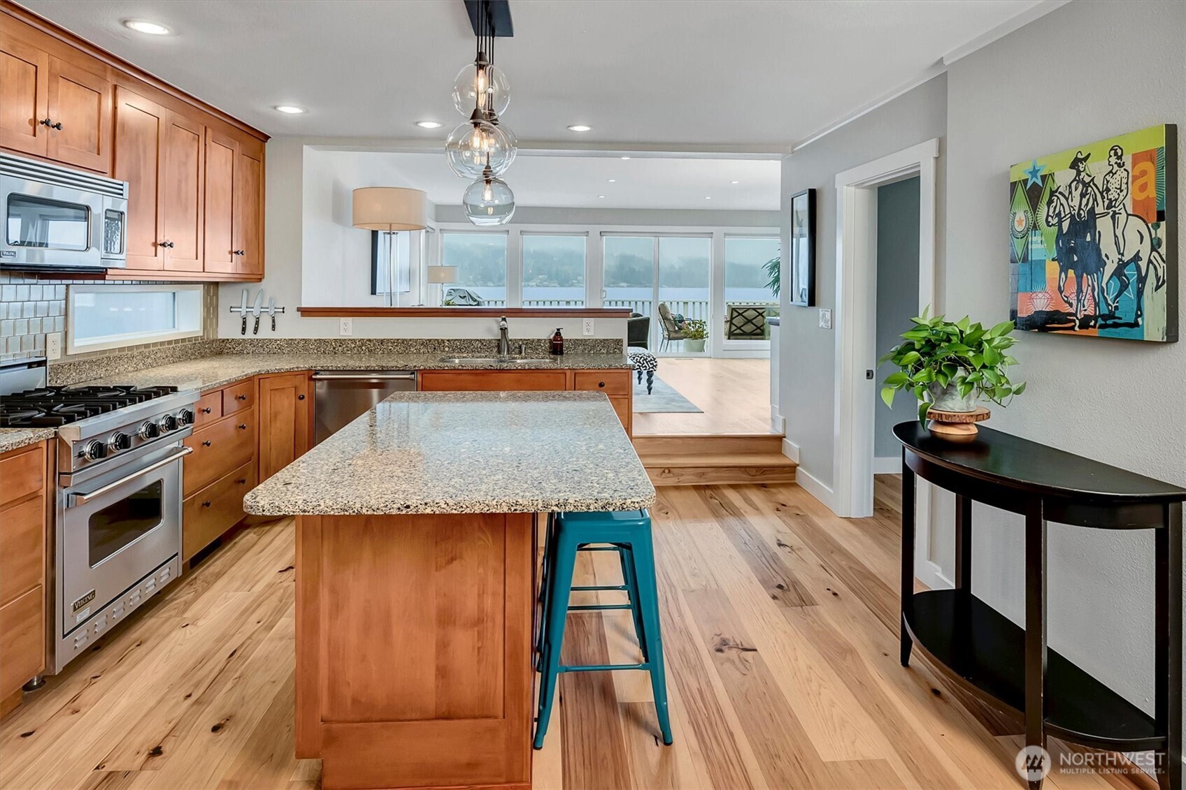 11262 Riviera Place Northeast Seattle, WA 98125 - Photo 5 of 34