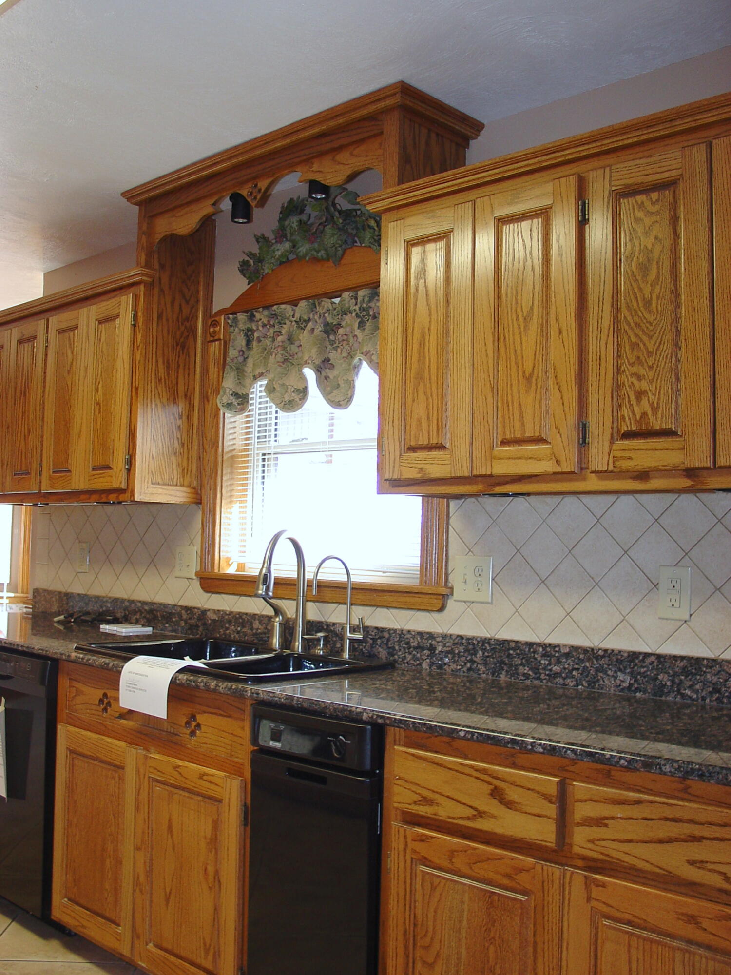 62 South Ridge Lane Blue Eye, MO 65611 - Photo 13 of 47 Kitchen