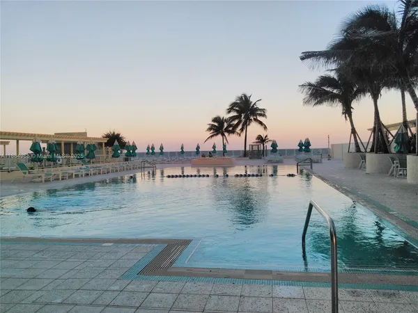 $3,300 | 2501 South Ocean Drive, Unit 1021, Hollywood, FL 33019
