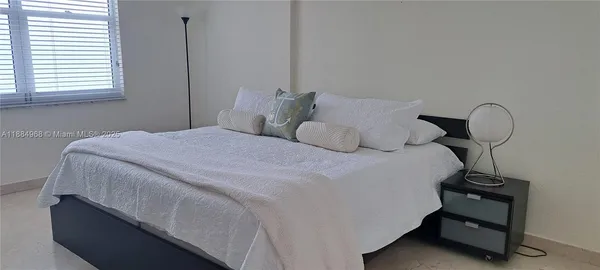 $3,300 | 2501 South Ocean Drive, Unit 1021, Hollywood, FL 33019