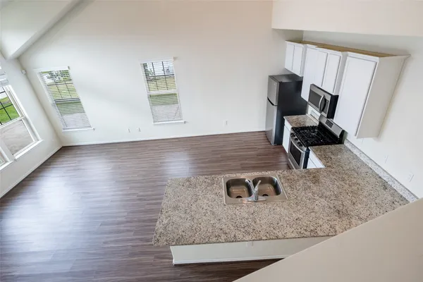 $2,600 | 216 North Lynx Trail, Montgomery, TX 77316