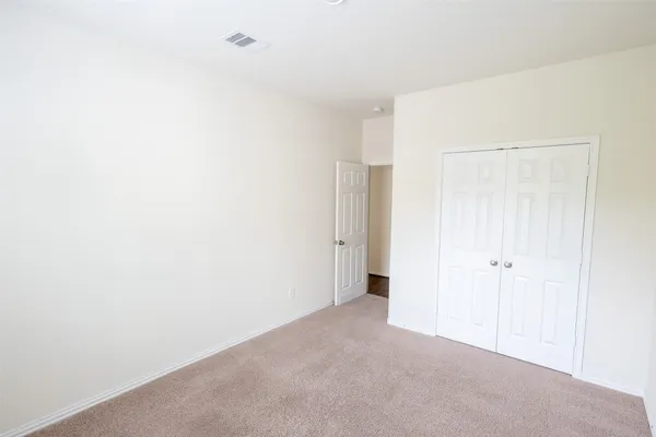 $2,600 | 216 North Lynx Trail, Montgomery, TX 77316