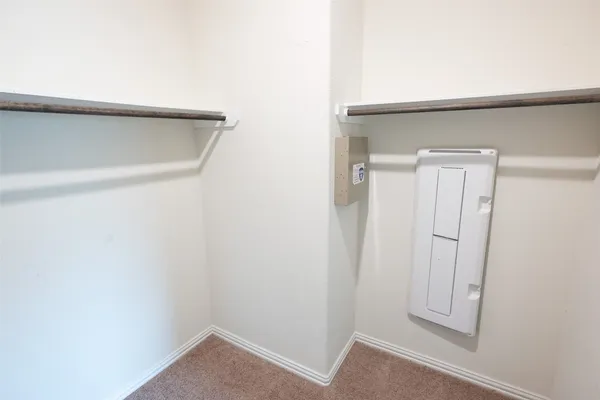 $2,600 | 216 North Lynx Trail, Montgomery, TX 77316