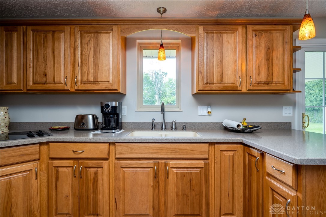 3977 Rexford Road Beavercreek, OH 45430 - Photo 7 of 34 Gallery Image 7