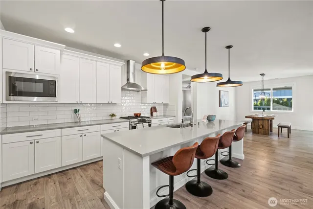 $849,950 | 22867 Southeast Cherry Street, Black Diamond, WA 98010