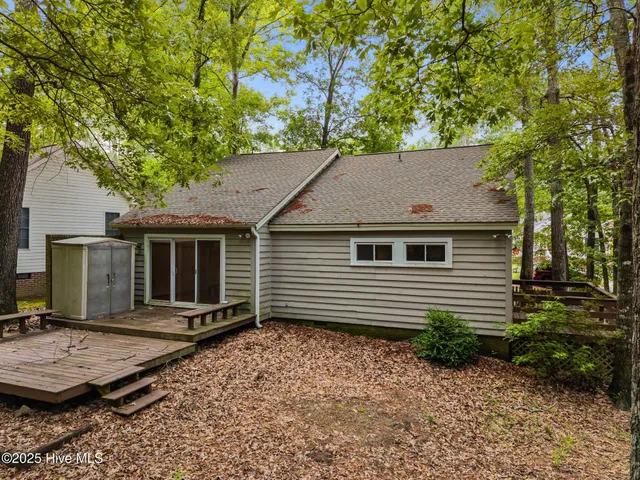 $1,800 | 968 South Bay Drive, Sanford, NC 27332