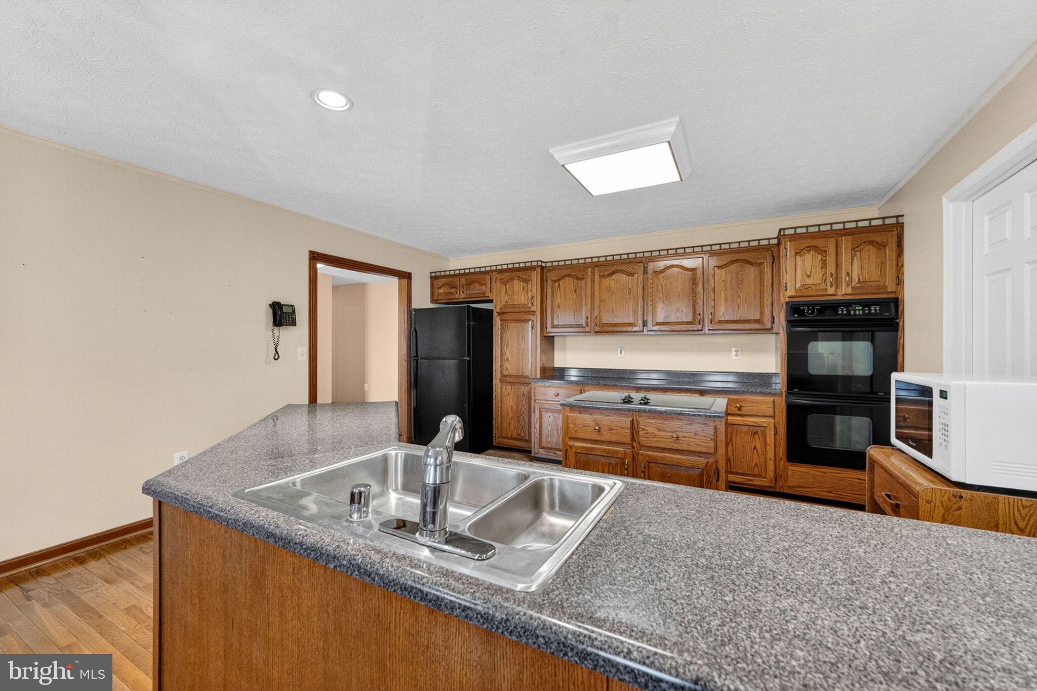 6315 Ida Road Stanley, VA 22851 - Photo 18 of 83 Eat In Kitchen with Dining Area