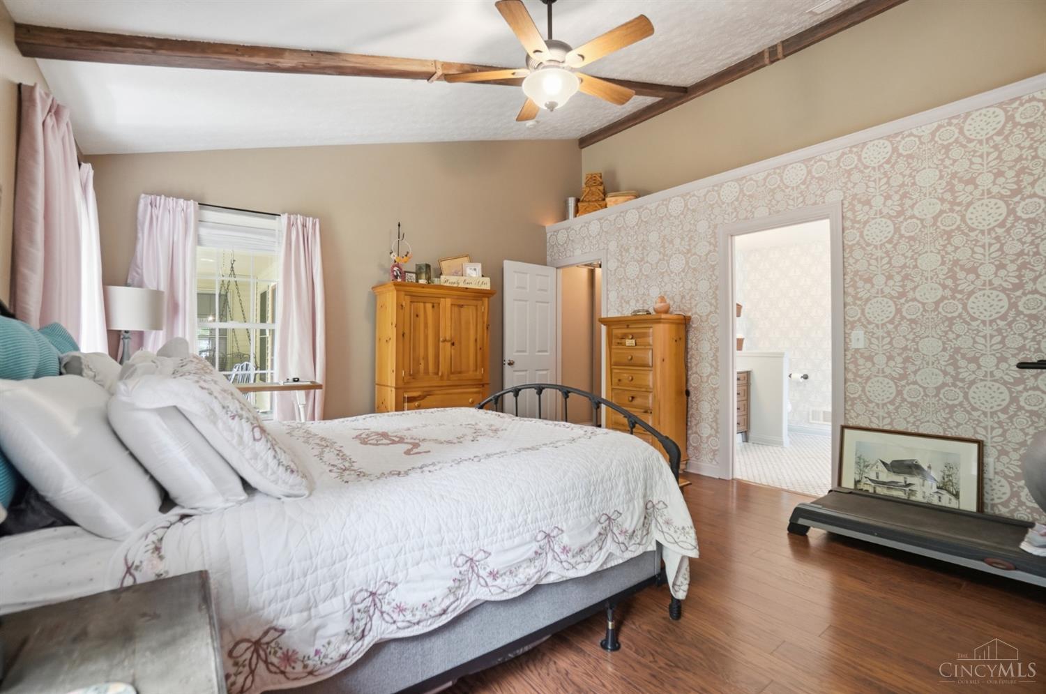 1503 Meadow Ridge Circle Wilmington, OH 45177 - Photo 35 of 65