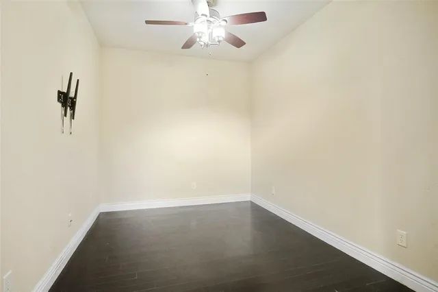 $430,000 | 331 Granger Circle, Argyle, TX 76226