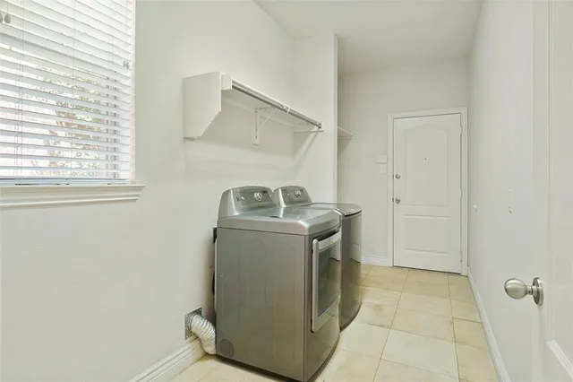 $430,000 | 331 Granger Circle, Argyle, TX 76226