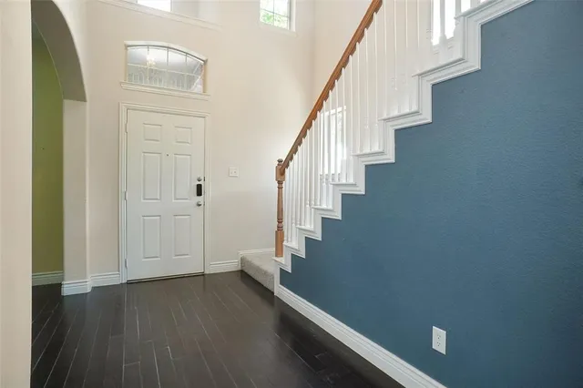 $430,000 | 331 Granger Circle, Argyle, TX 76226