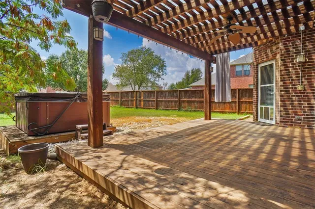 $430,000 | 331 Granger Circle, Argyle, TX 76226