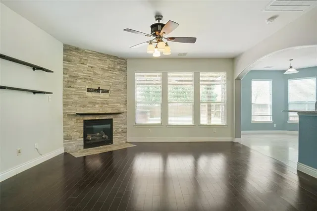 $430,000 | 331 Granger Circle, Argyle, TX 76226