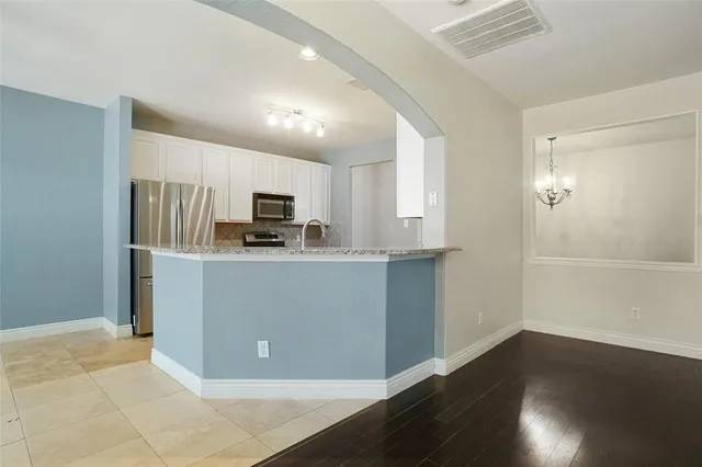 $430,000 | 331 Granger Circle, Argyle, TX 76226