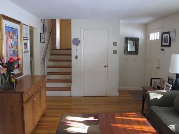36 Edwardel Road Needham, MA 02492 - Photo 4 of 18