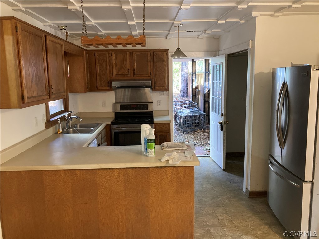 9813 Manordale Road Chesterfield, VA 23832 - Photo 3 of 15