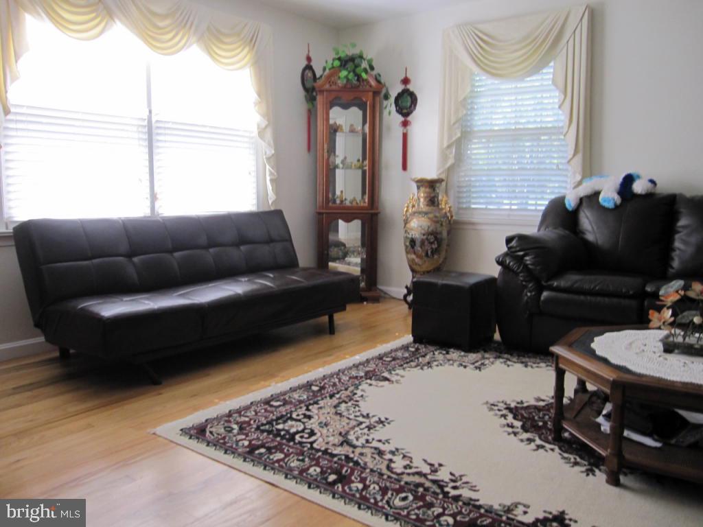 1933 Geraldson Drive Lancaster, PA 17601 - Photo 9 of 31