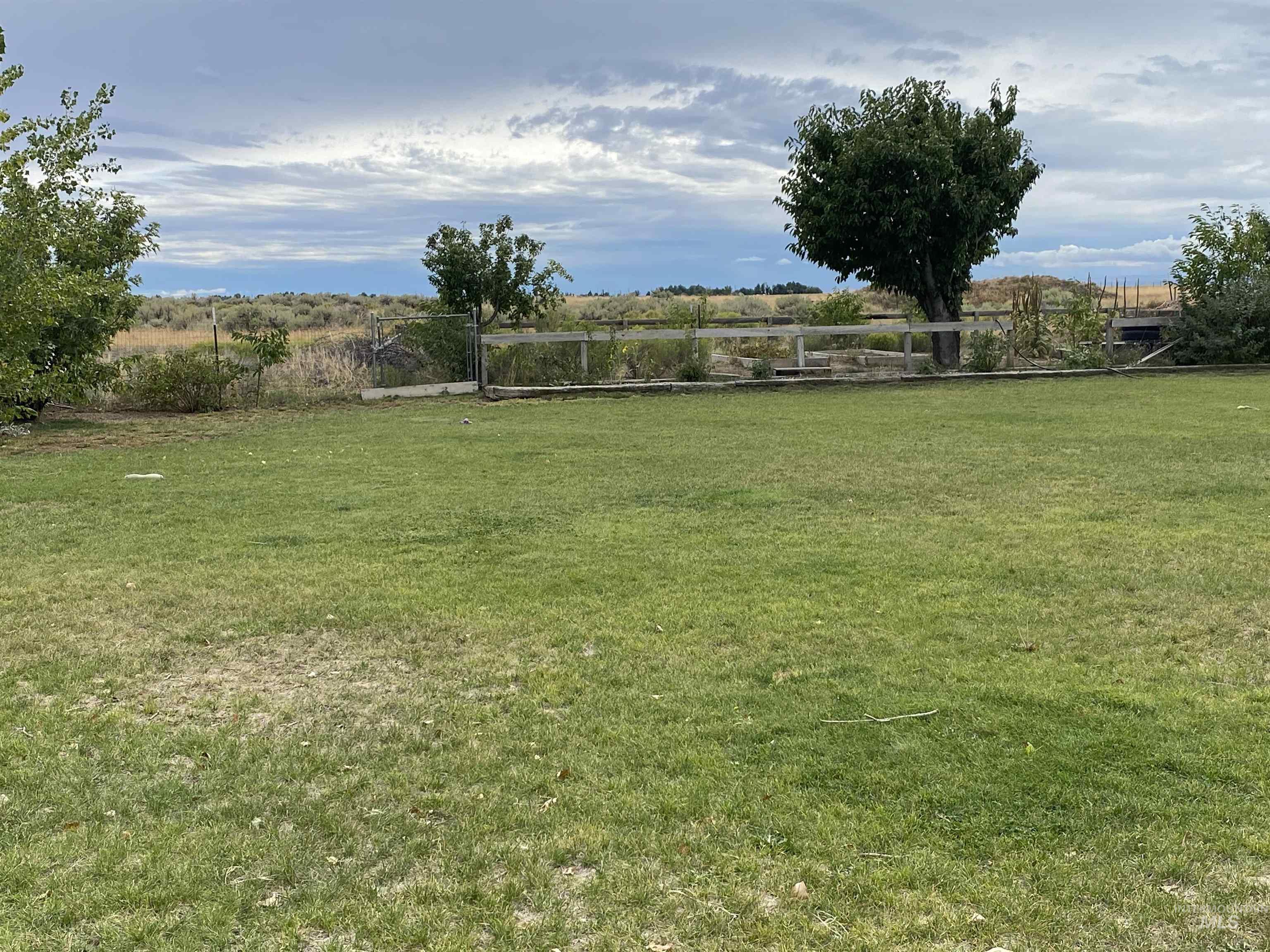 3301 Southwest Smith Road Mountain Home, ID 83647 - Photo 35 of 50